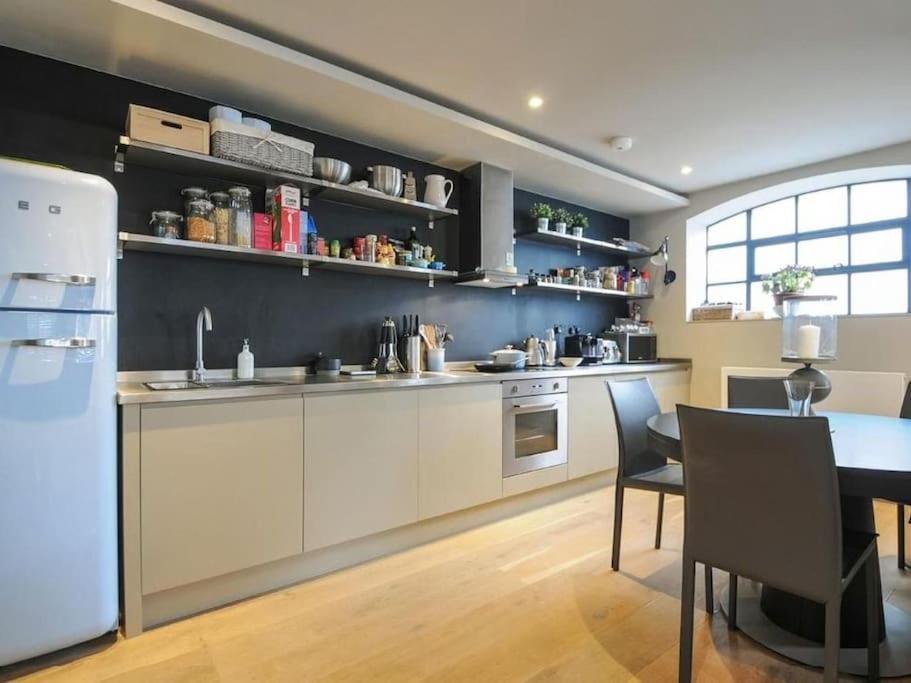 Manhattan Style Apartment In Fulham Лондон Екстер'єр фото